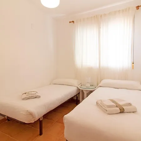 Apartment Global Properties, Practico Con Piscina En La Playa De Canet