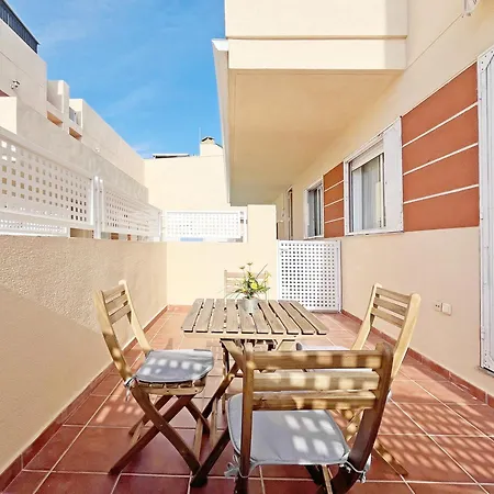 Apartment Global Properties, Practico Con Piscina En La Playa De Canet
